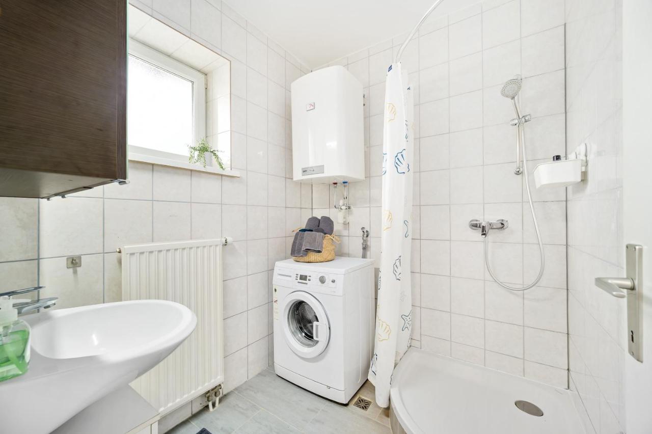 Erholung Pur Nahe Krankenhaus & Uni Mit Parkplatz! Apartment Graz Ngoại thất bức ảnh