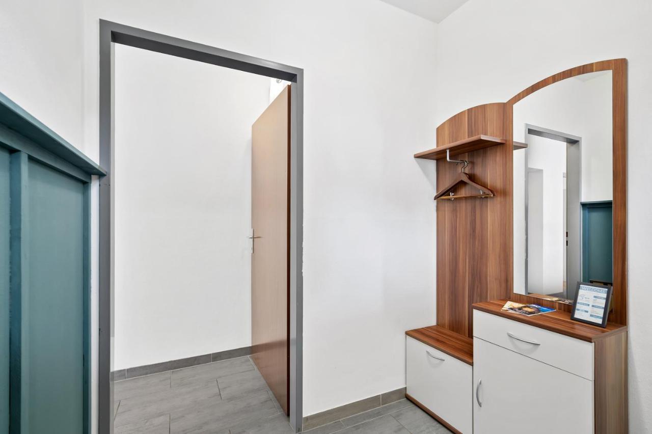 Erholung Pur Nahe Krankenhaus & Uni Mit Parkplatz! Apartment Graz Ngoại thất bức ảnh